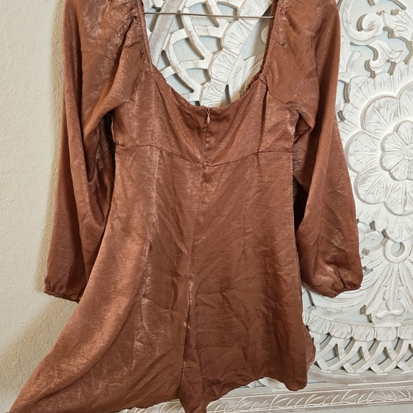 Lane 201 Women’s Metallic Brown Puff Sleeve Long Sleeve Romper Size M - Picture 7 of 8
